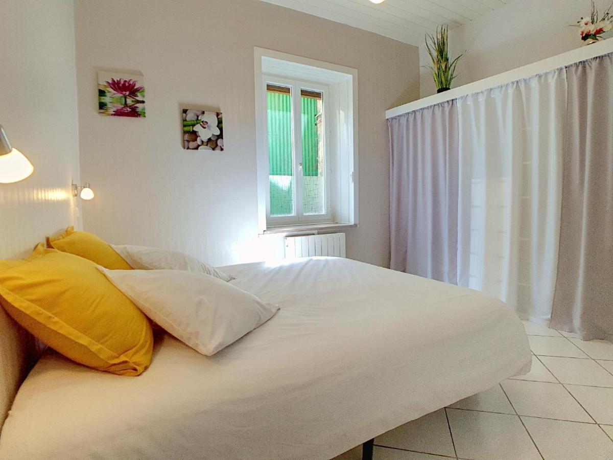 Stop Chez M Cozy # Qualite # Confort # Simplicite Пьер-Бенит Экстерьер фото