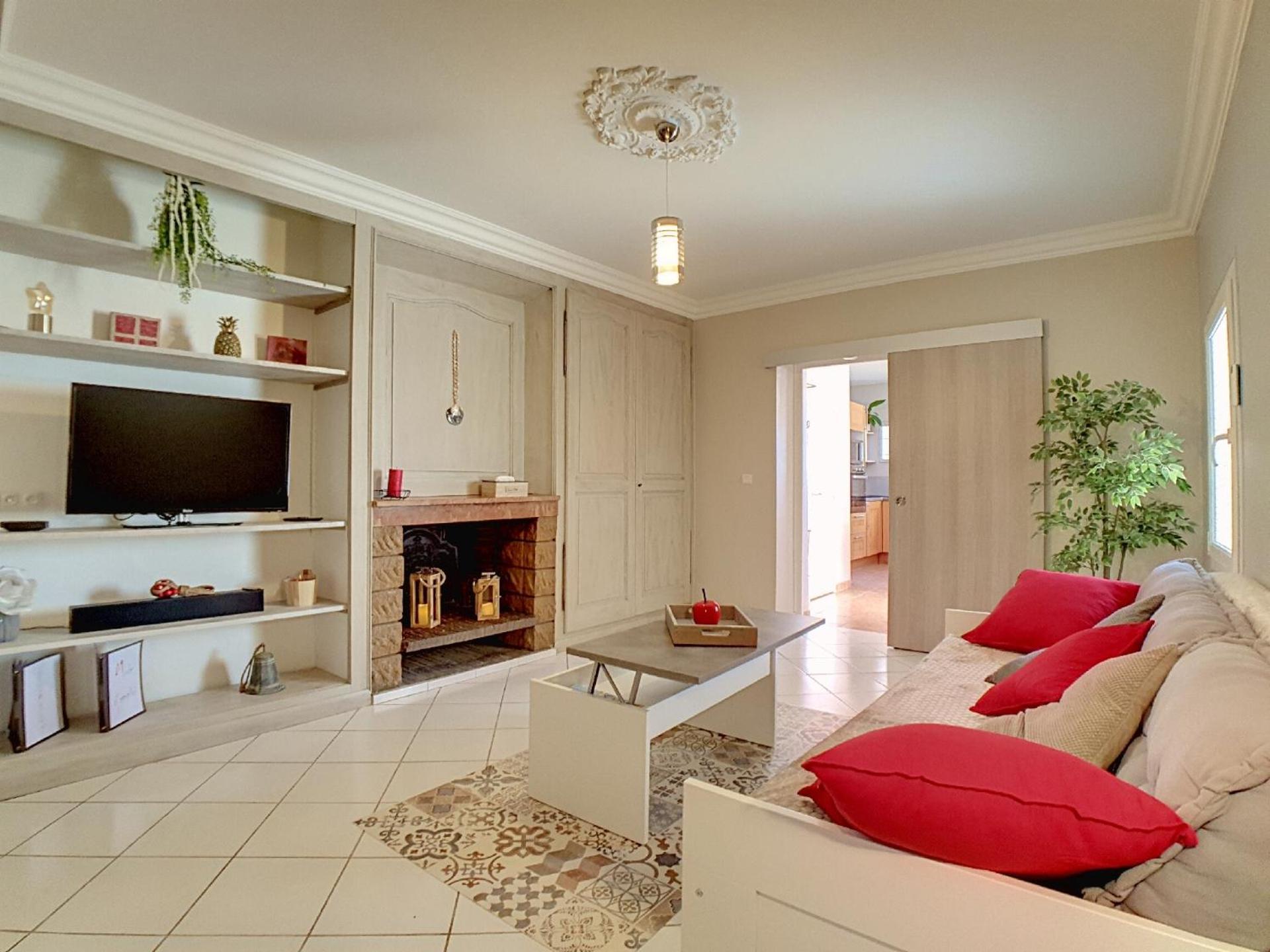 Stop Chez M Cozy # Qualite # Confort # Simplicite Пьер-Бенит Экстерьер фото